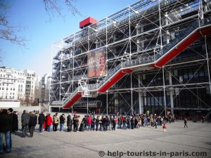 Warteschlange Centre Georges Pompidou Paris
