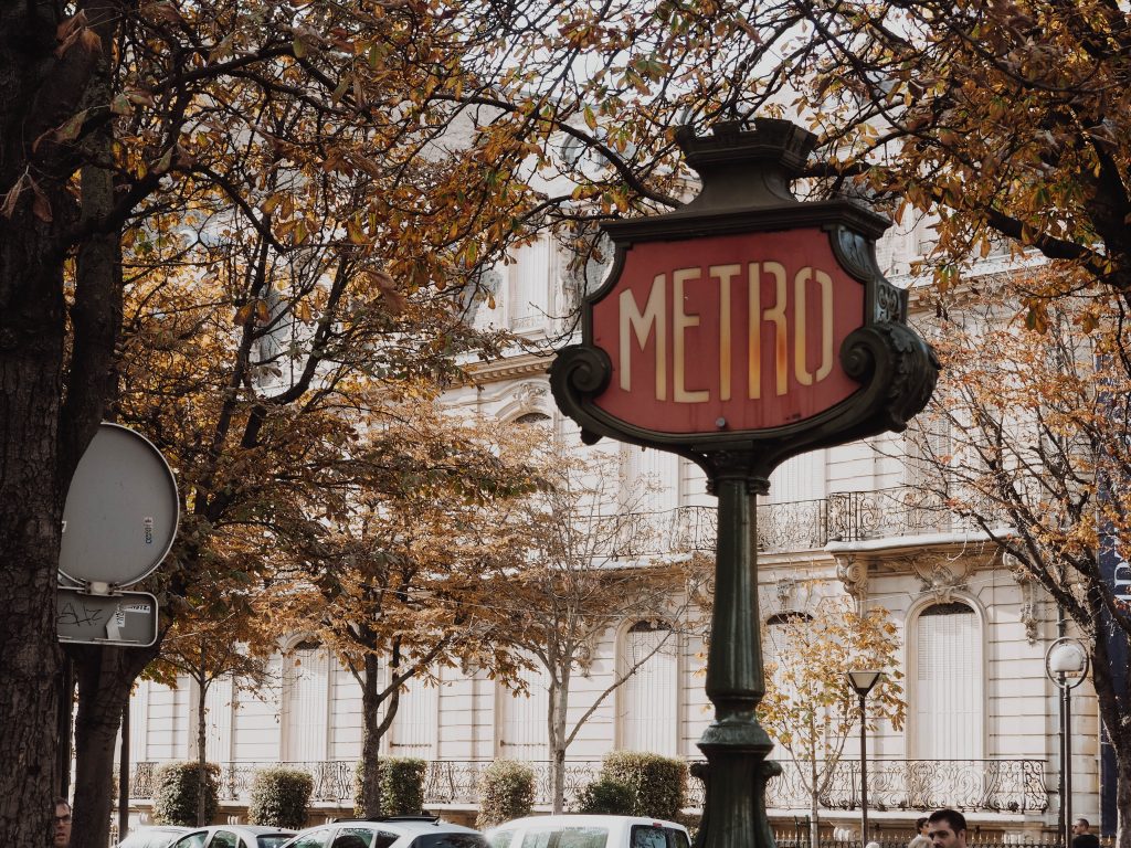 Metroschild Paris