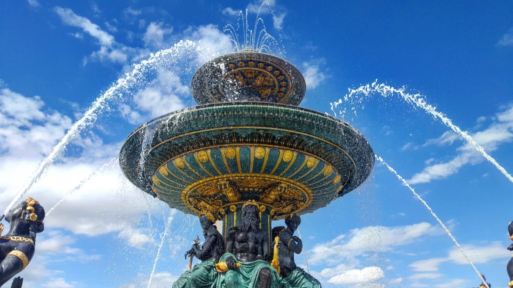 Brunnen auf dem Place de la Concorde Paris