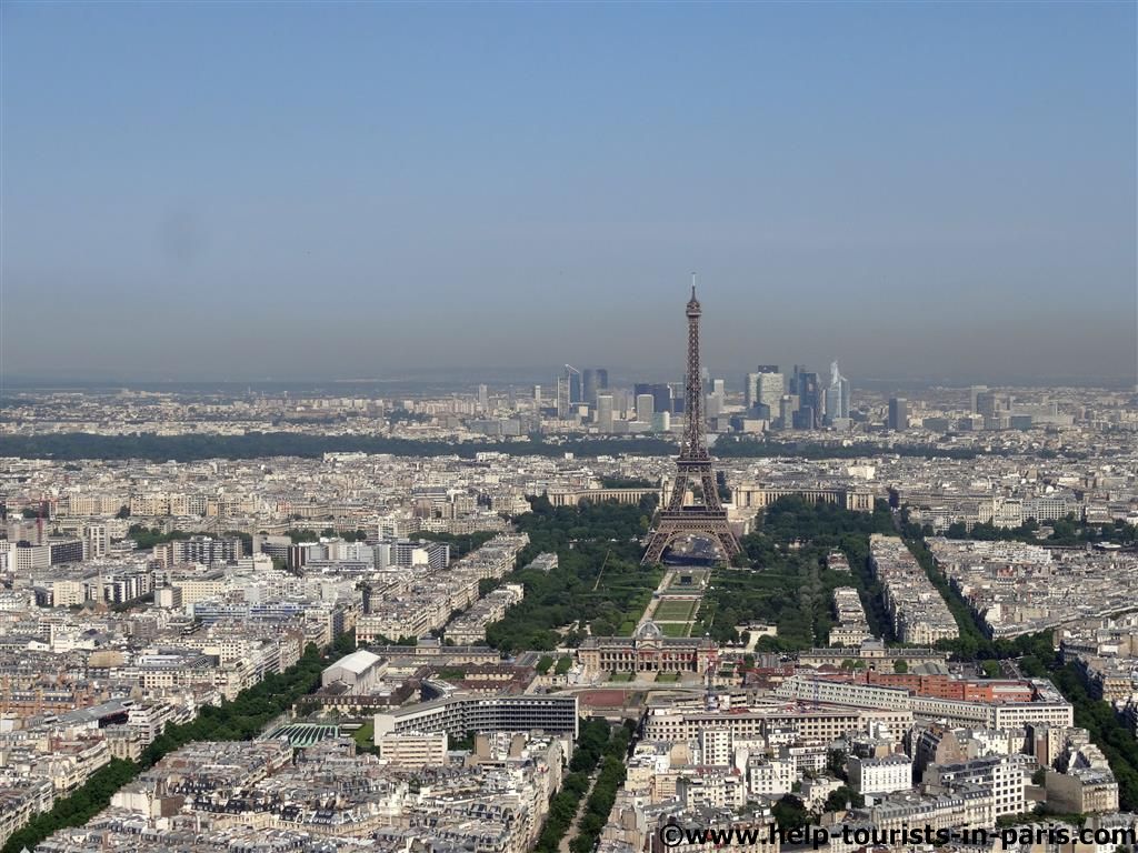 Sicht auf den Eiffelturm vom Tour Montparnasse