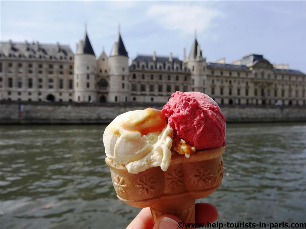 Eis in Paris essen