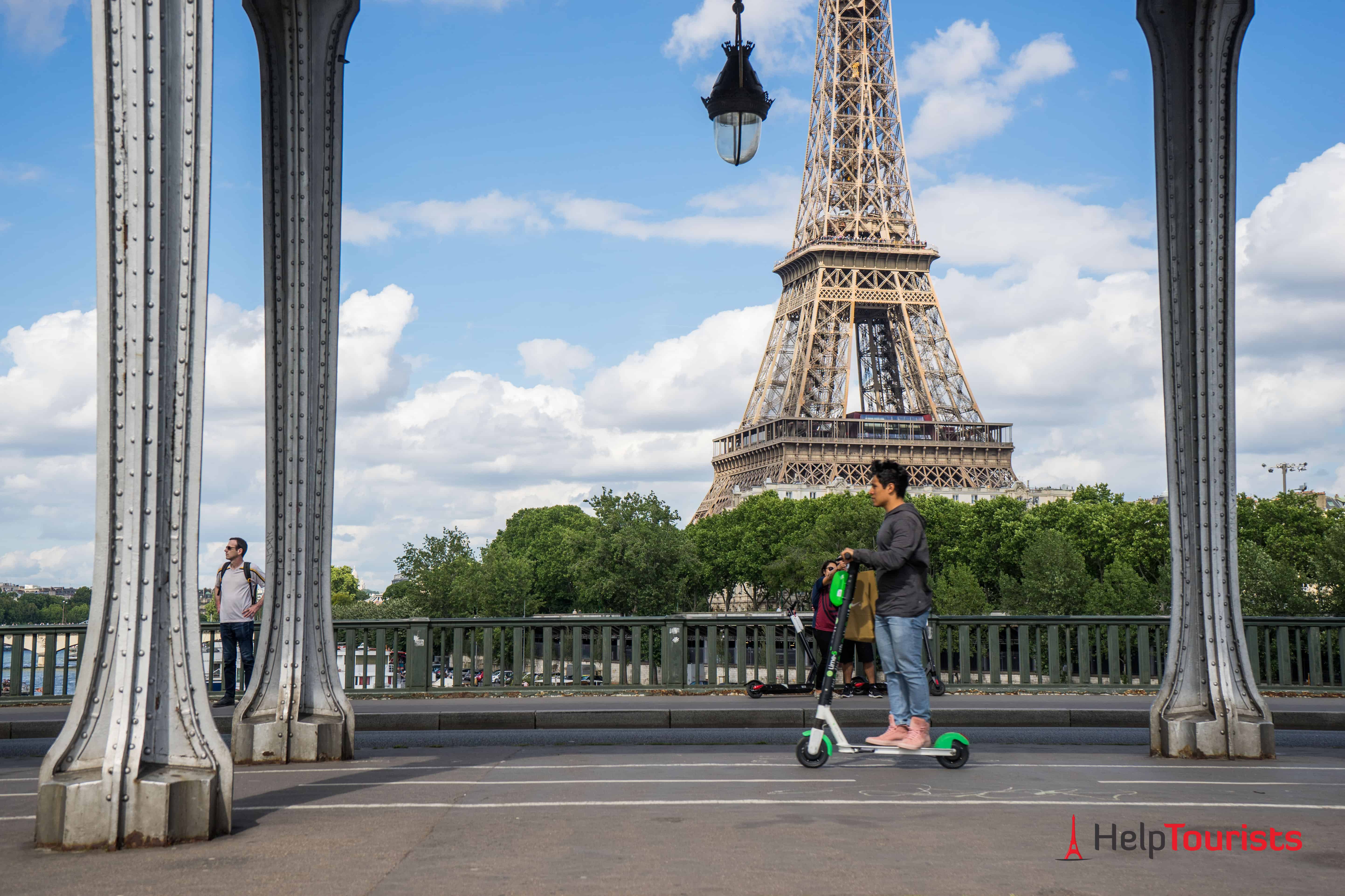 Eiffelturm paris Elektroroller