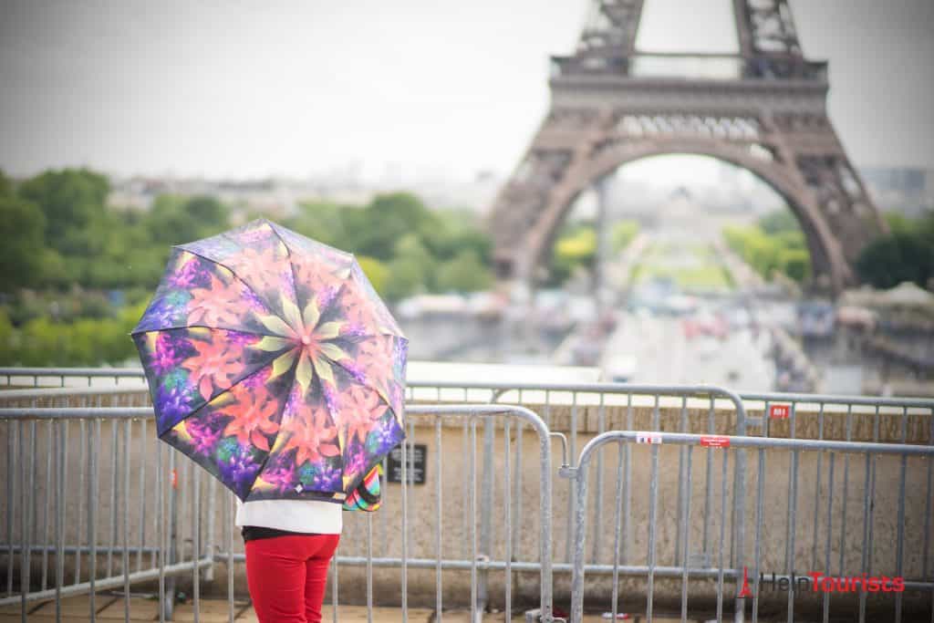Paris Regen Eiffelturm