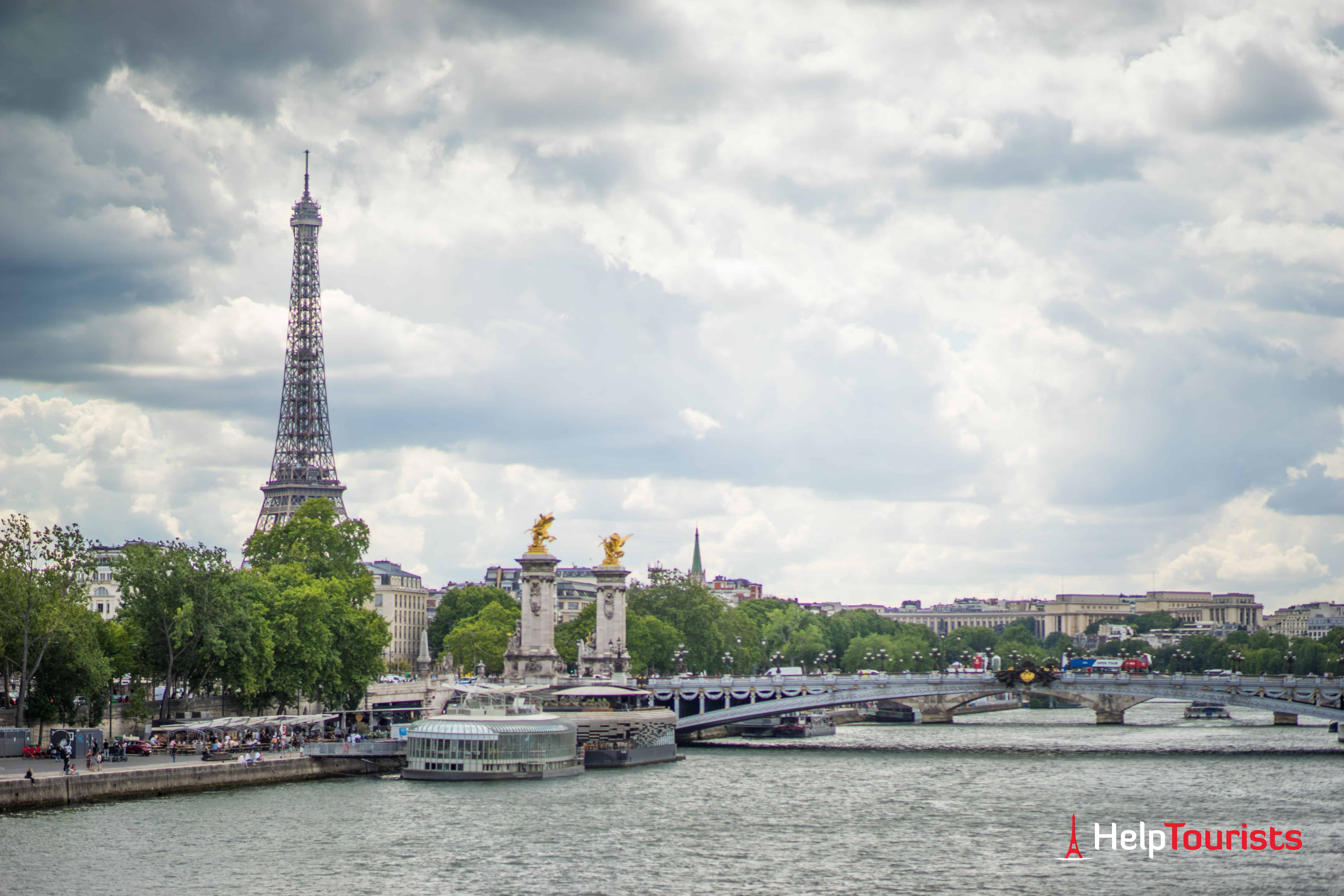 PARIS_Pont-Alexandre-lll_Eiffelturm_l