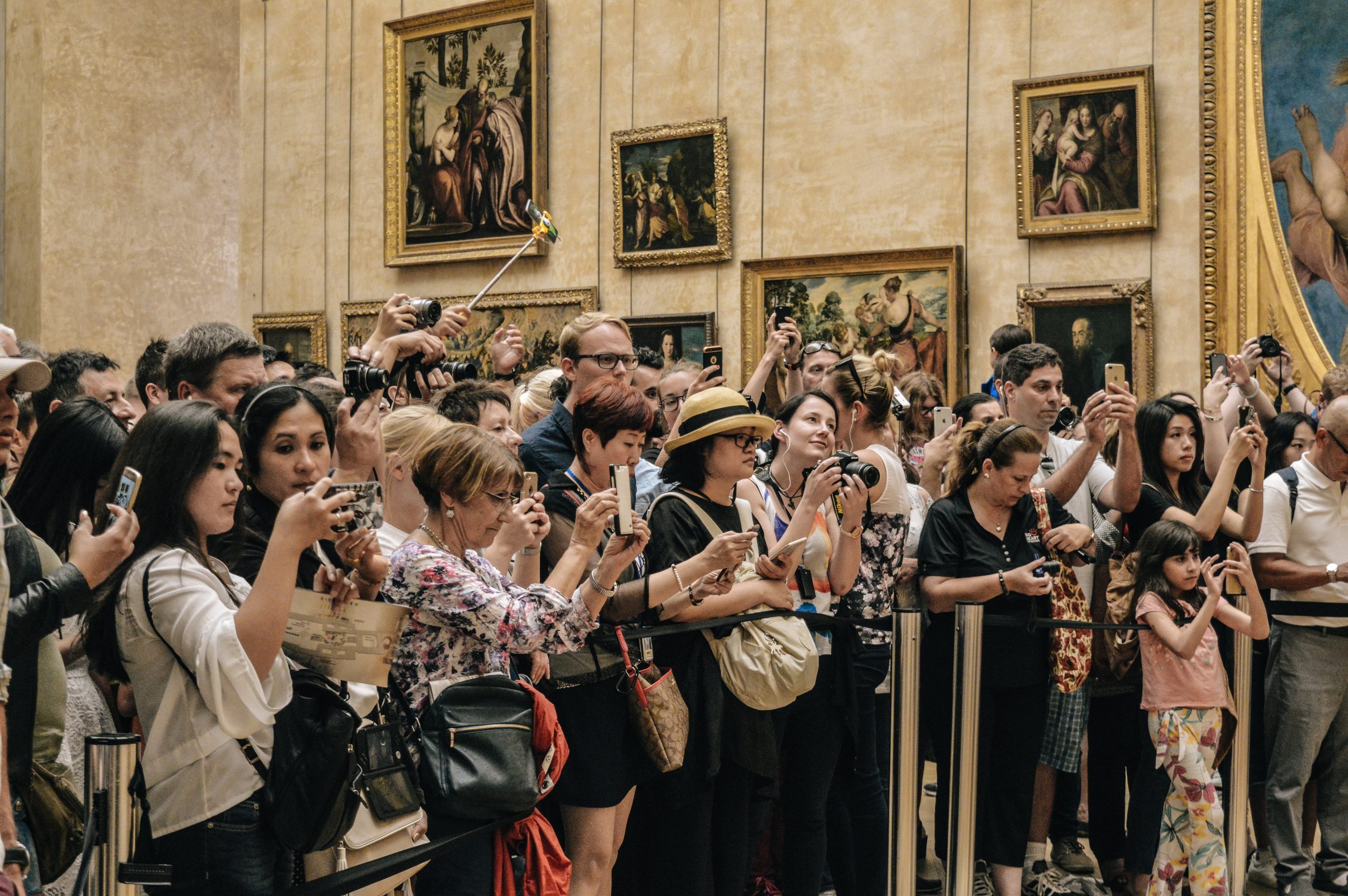 Mona Lisa Andrang im Louvre