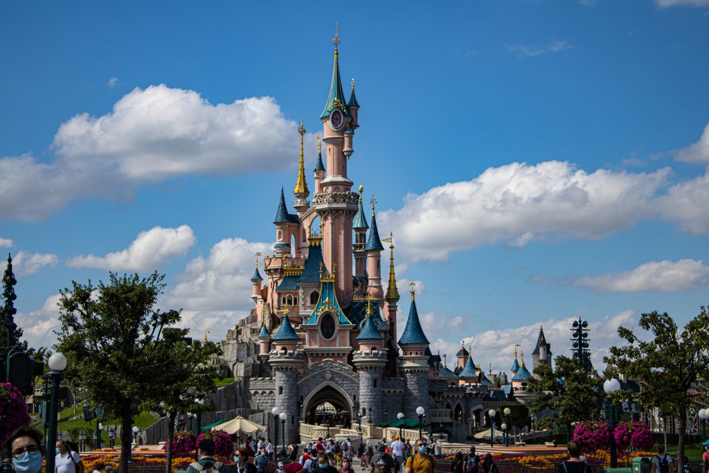 1. Mai in Paris: Schloss Disneyland Paris geöffnet