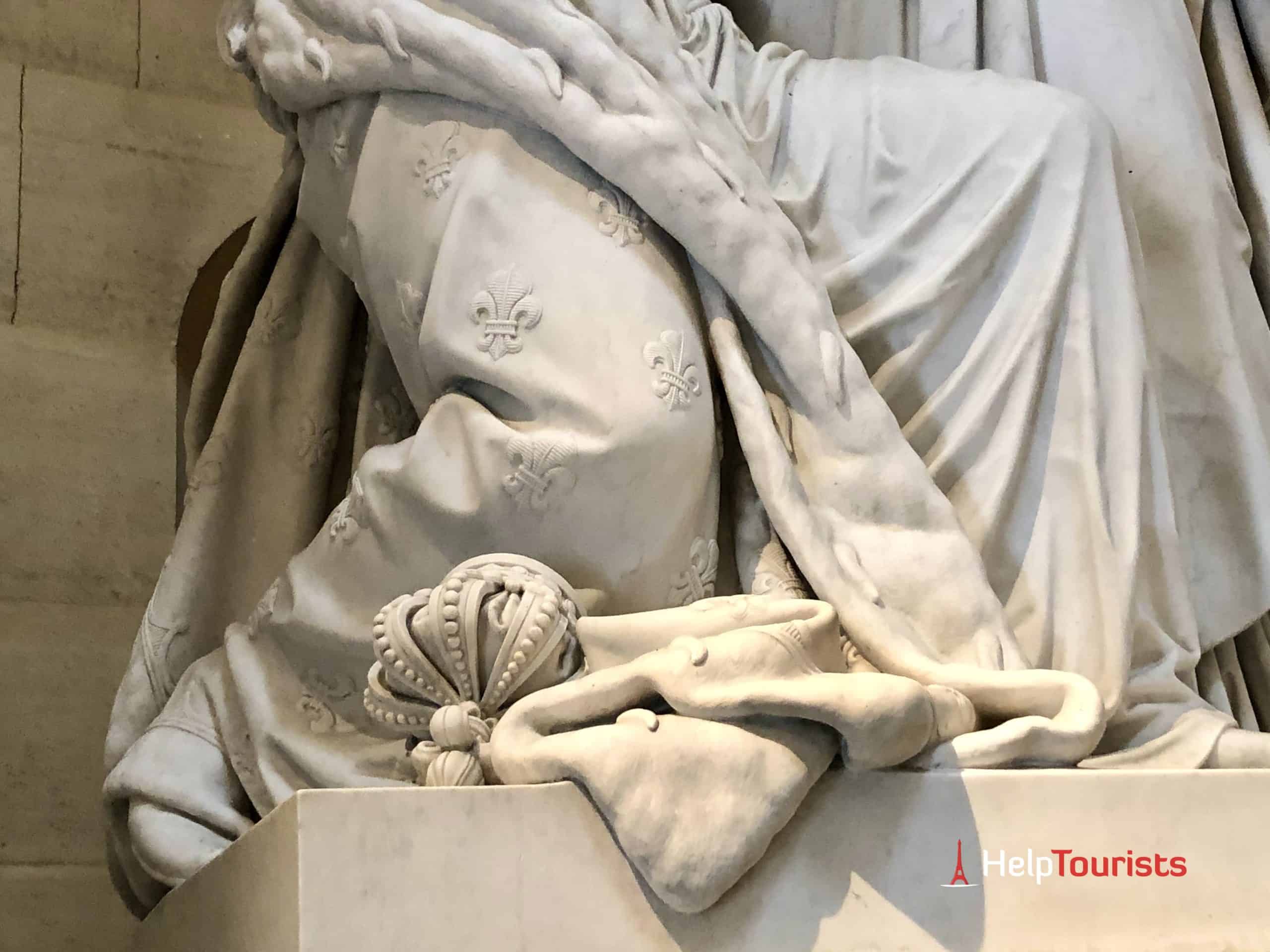Paris Geheimtipps: Details Statue Königspaar Chapelle Expiatoire